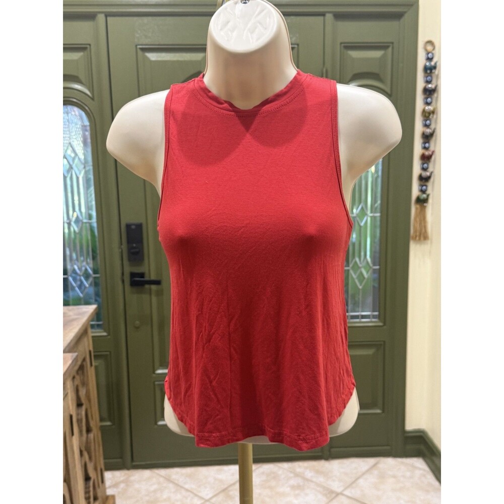 Red sleeveless high neck tank top size XS